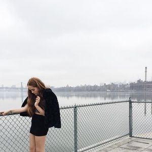 Meet your Posher, Nicole